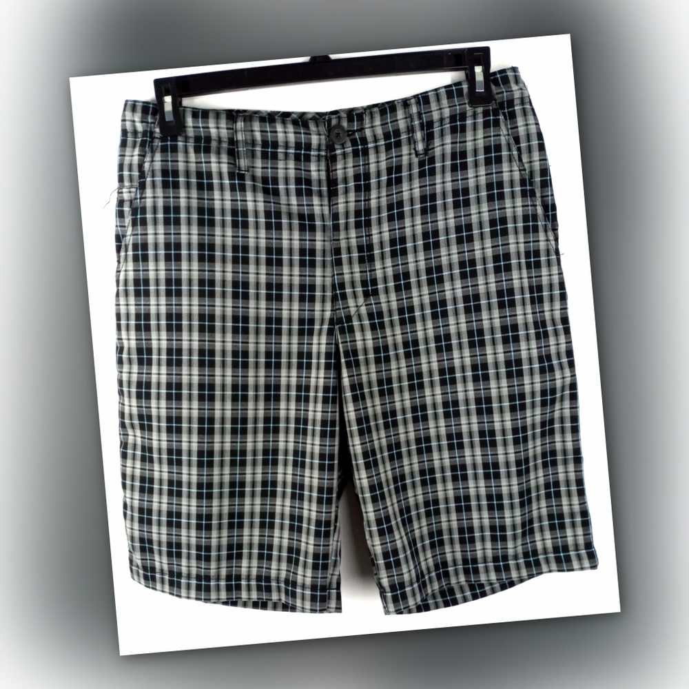 Men's 32 Quik Silver Plaid Shorts
